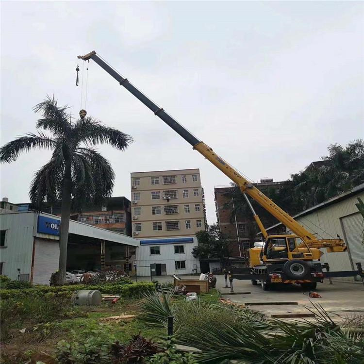 潭牛镇12吨吊车出租一天的收费标准是什么