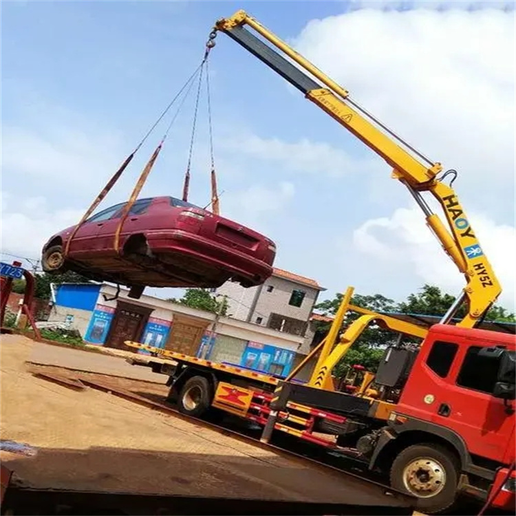 潭牛镇吊车救援小汽车怎么吊